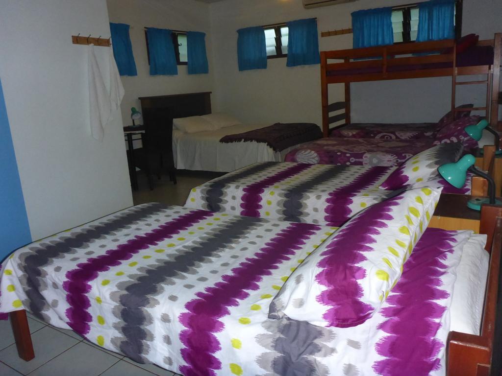 Travellers Budget Motel Port Vila Esterno foto