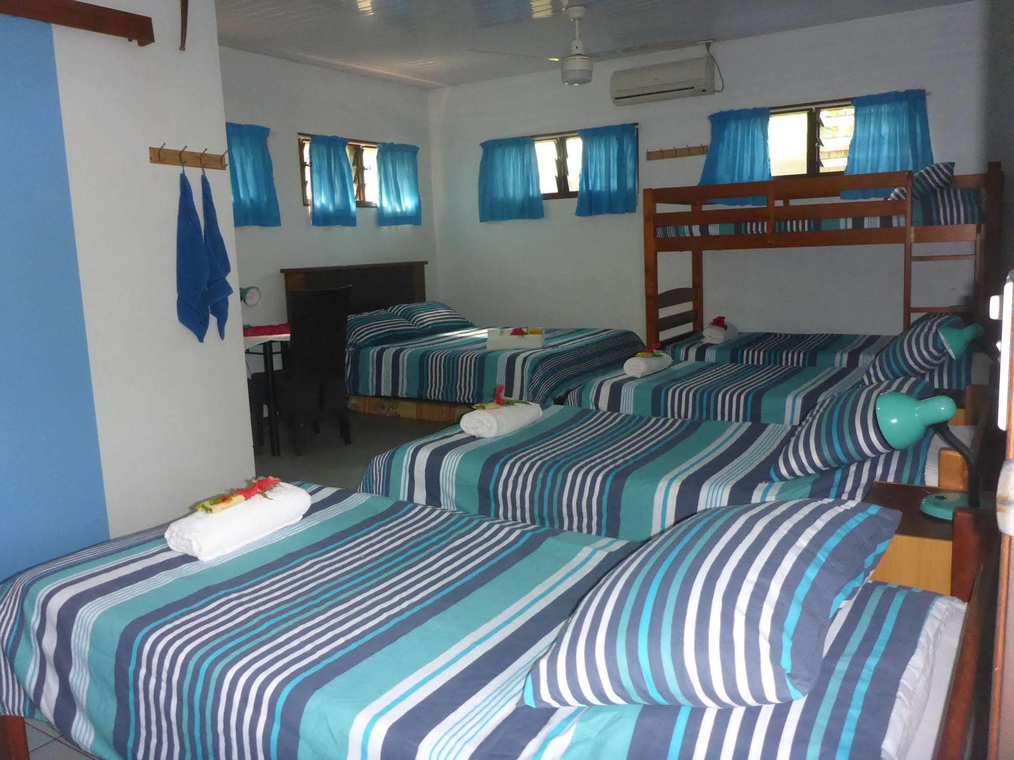 Travellers Budget Motel Port Vila Esterno foto