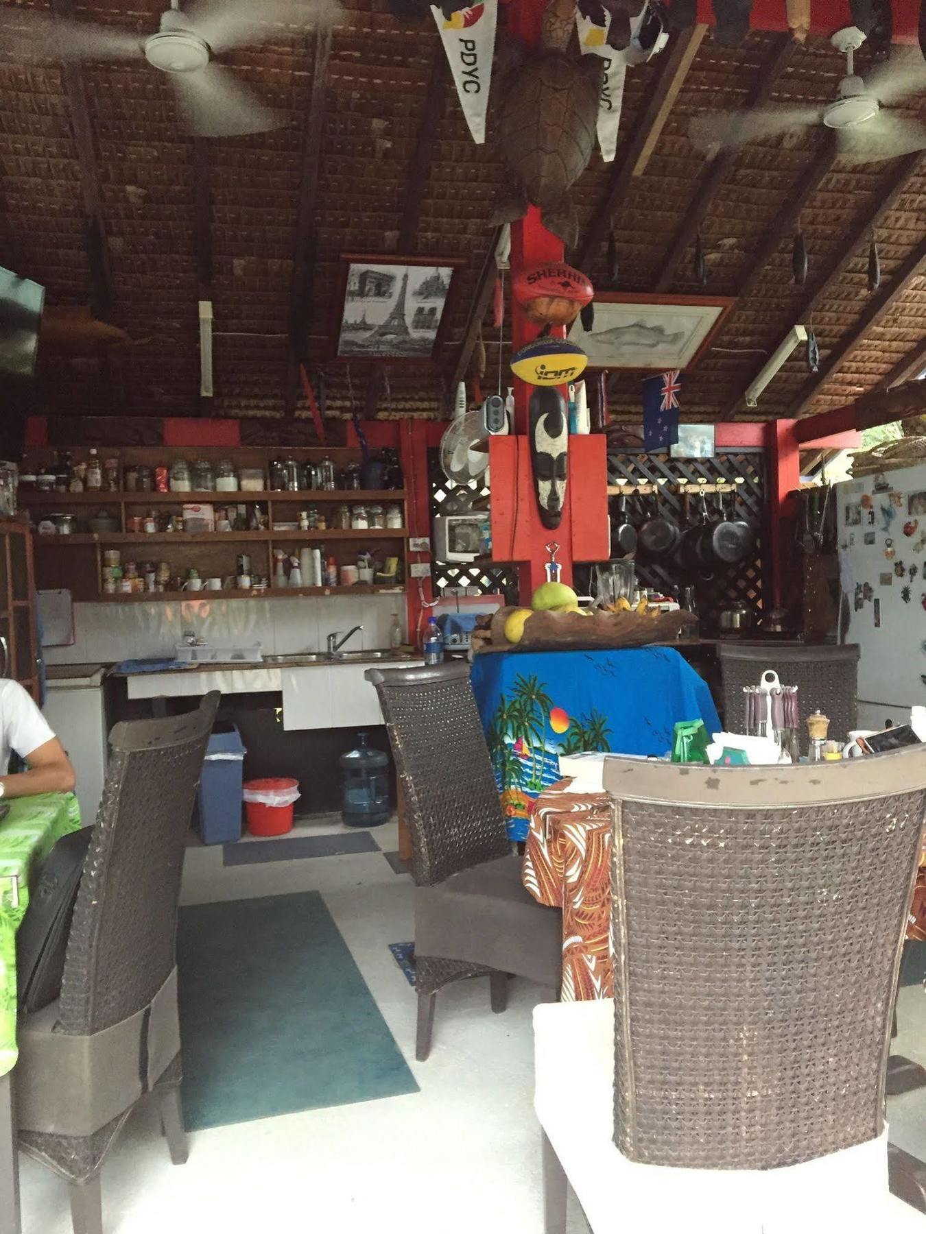 Travellers Budget Motel Port Vila Esterno foto