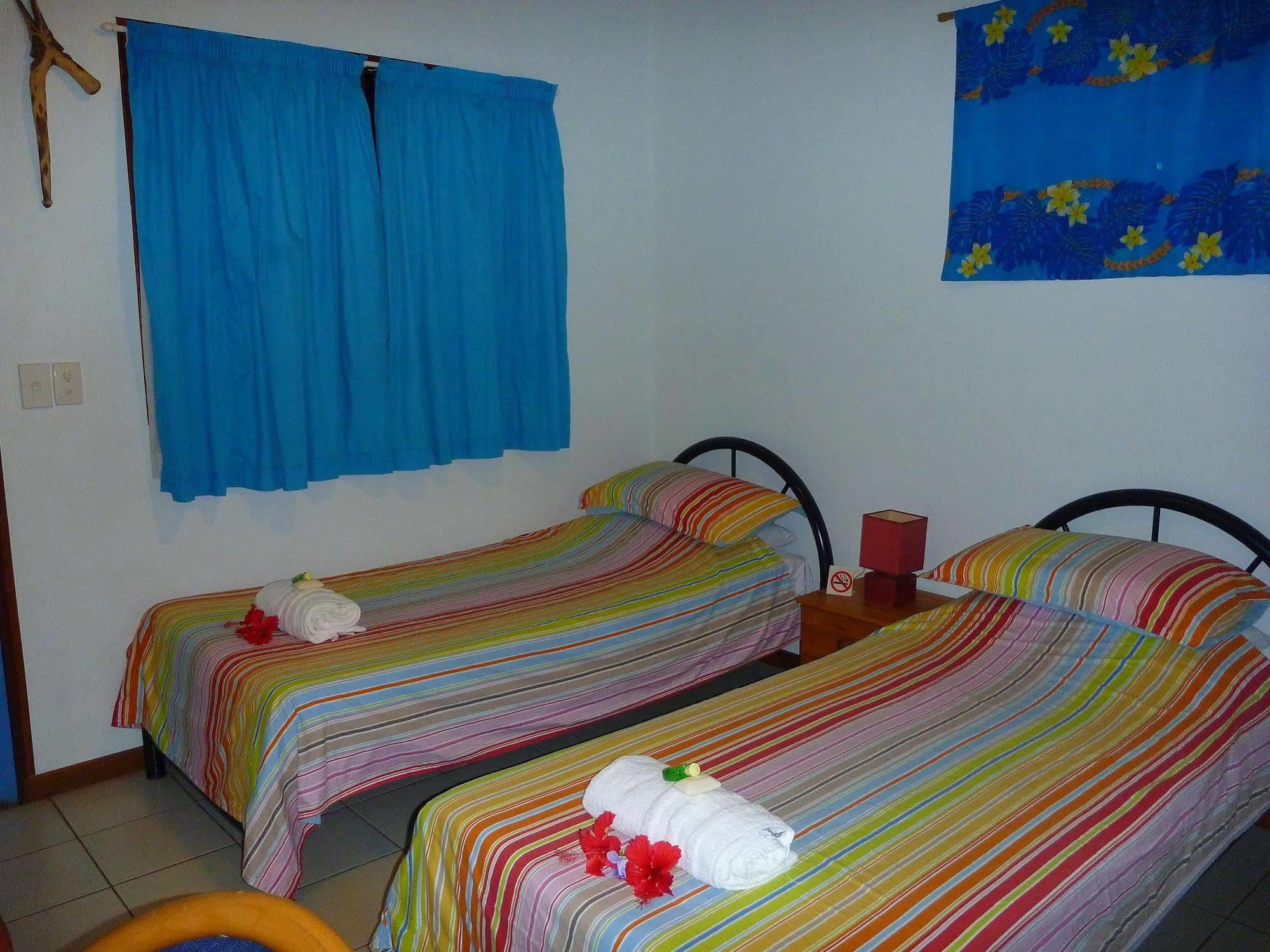 Travellers Budget Motel Port Vila Esterno foto