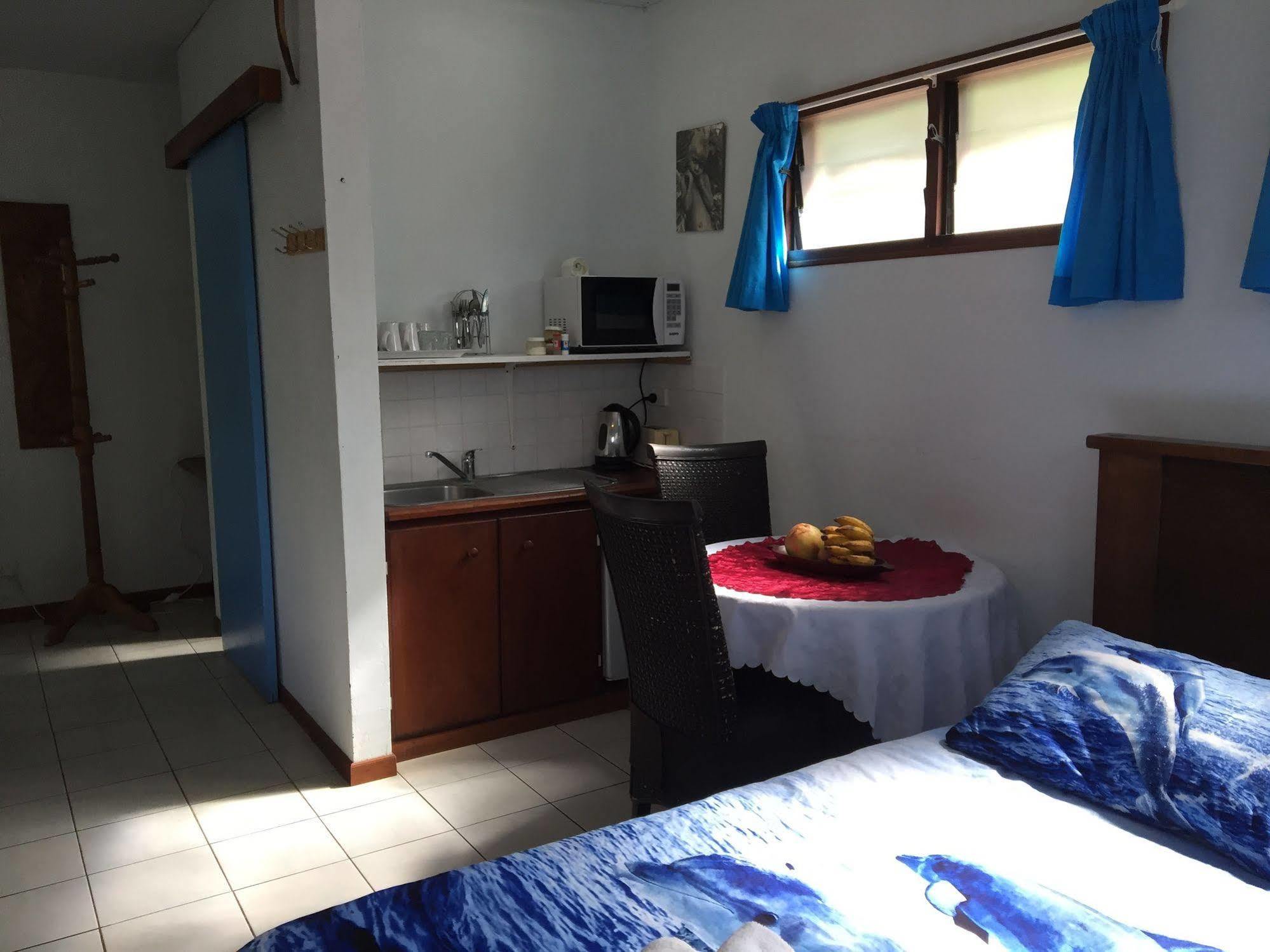 Travellers Budget Motel Port Vila Esterno foto