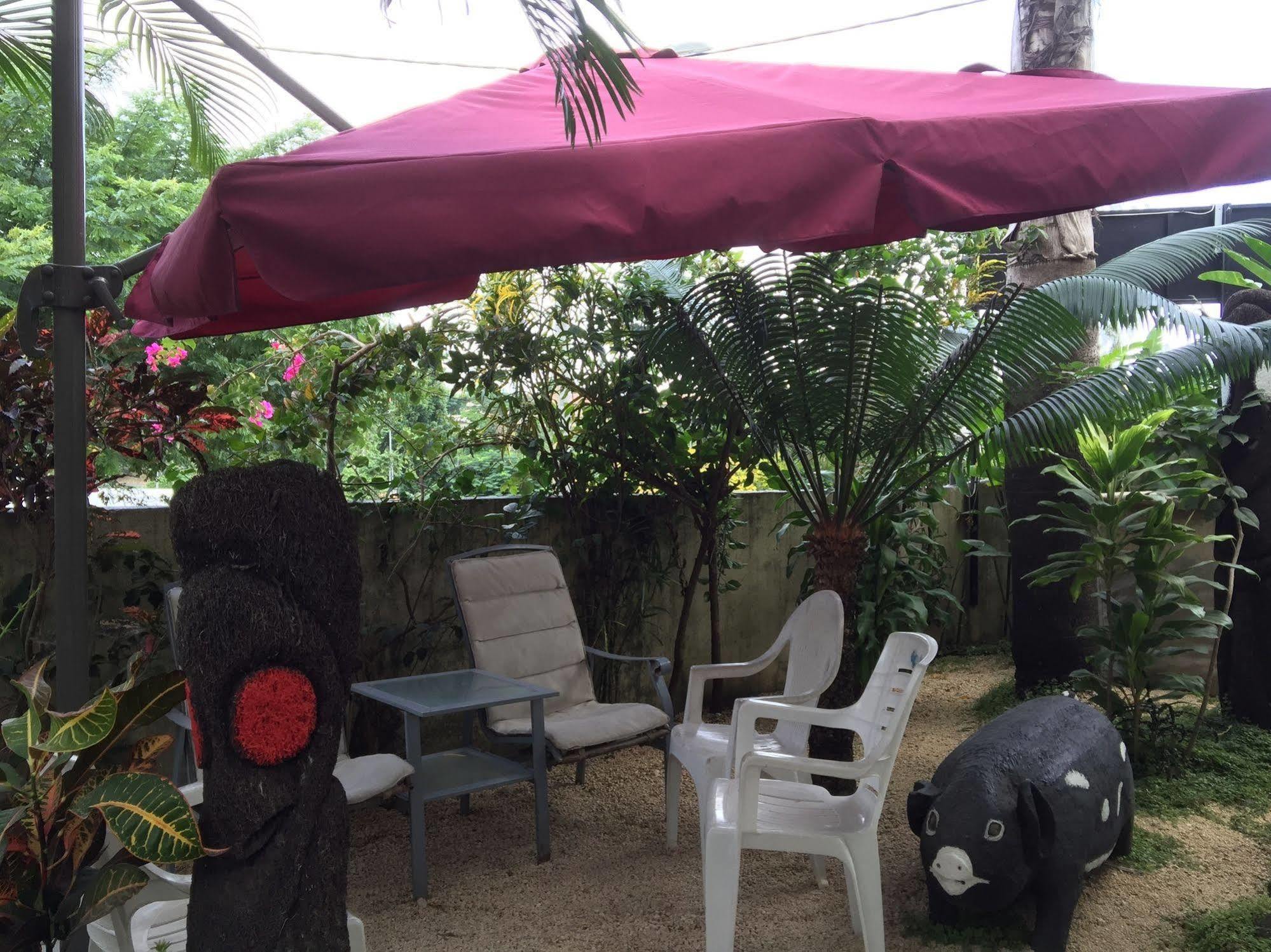 Travellers Budget Motel Port Vila Esterno foto